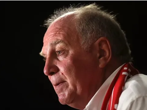 NÓNG: Nội bộ Bayern có xáo trộn, một sếp lớn sẽ nghỉ hưu