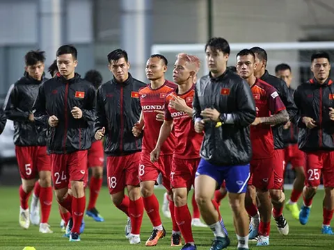 Báo Thái Lan quan ngại khi VPF dời lịch V-League, nói 1 điều về ĐT Việt Nam