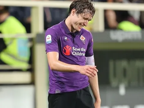Nuôi mộng sang Juventus, sao 80 triệu euro bị đồng đội nhắc nhở