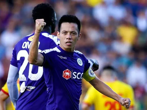 Nguyễn Văn Quyết và sự trở lại mạnh mẽ của "gã khổng lồ"