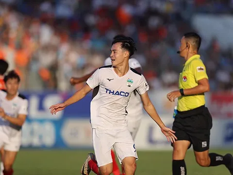 "Ở HAGL vẫn còn có những cầu thủ tốt hơn Công Phượng"