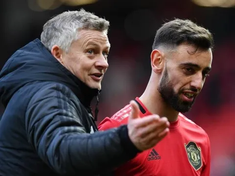 'Oanh tạc' TTCN lần 2, đội hình Man Utd sẽ 'khủng khiếp' ra sao?