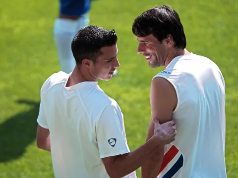 Odion Ighalo: "Tôi ngưỡng mộ Van Nistelrooy hơn Van Persie vì... "