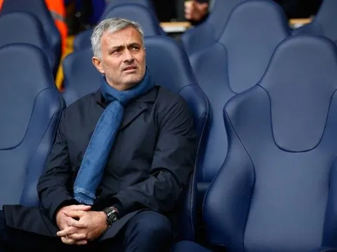 CHÍNH THỨC: Jose Mourinho có thêm 'cạ cứng' là huyền thoại của Spurs