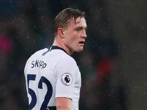 Giữa rối ren về nhân sự, Spurs có động thái ''vì tương lai''