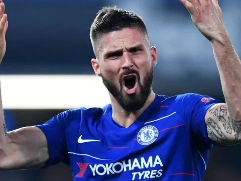 Tin "hot" Premier League (03/06): Lý do Giroud ở lại Chelsea; Man Utd nhòm ngó Sterling, City tự tin giữ người