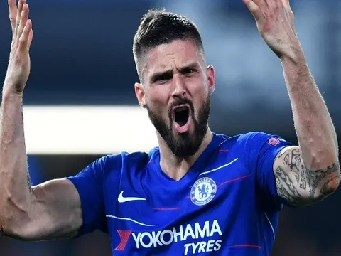 Chelsea thắng trận, Giroud bất ngờ cám ơn Tottenham