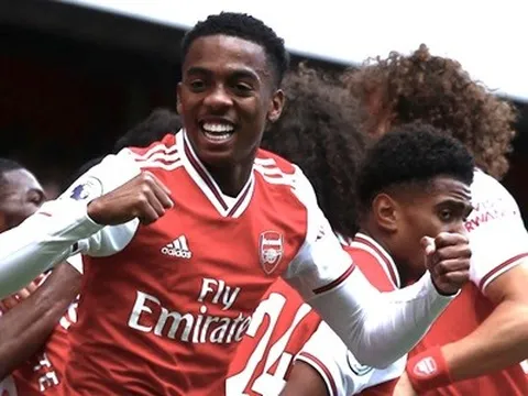 "Man Utd, Arsenal, Chelsea, tôi chọn CLB đó sẽ lọt vào top 4"