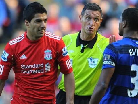 Patrice Evra nhận điều đặc biệt từ Liverpool sau scandal với Suarez