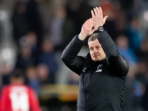 Evra: 'Tôi đã nói với Solskjaer làm ơn hãy cho cậu ta cơ hội'