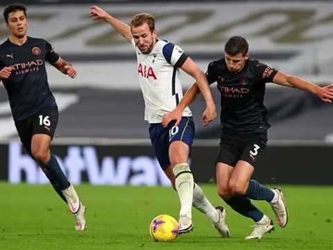 Paul Merson thúc giục Man Utd chiêu mộ sao Tottenham