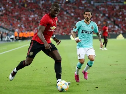 Pogba muốn ra đi? Hãy tặng Man Utd một 'món quà' như Ronaldo!