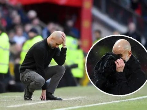 Pep Guardiola gục đầu, suýt "rơi lệ" sau trận thua ê chề của Man City