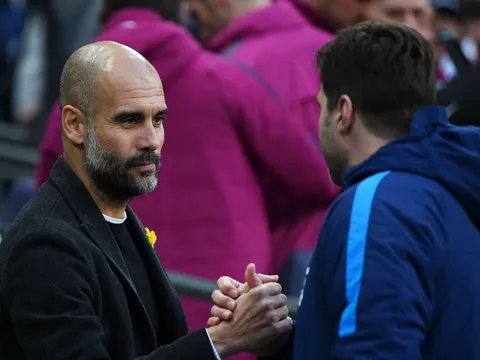 Pep "cay cú", Pochettino "hả hê" sau quyết định của VAR