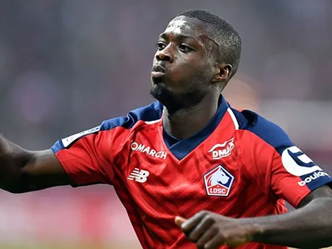 Đại diện sao Bờ Biển Ngà đến Napoli, ra yêu sách khó đáp ứng