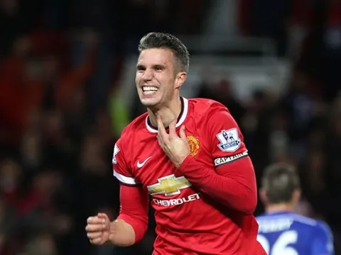 Van Persie bị mỉa mai thậm tệ khi bình luận đề cao Liverpool