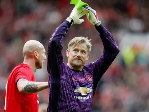 Peter Schmeichel chỉ ra "Cầu thủ xuất sắc nhất mùa 2019/20" của M.U