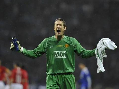 Schmeichel: 'Tôi nghĩ thật hoàn hảo nhưng cậu ta đã ký hợp đồng với Juve'