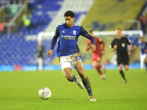 Phá kỉ lục chuyển nhượng, Dortmund sở hữu 'thần đồng' nước Anh khiến cả châu Âu 'phát cuồng'