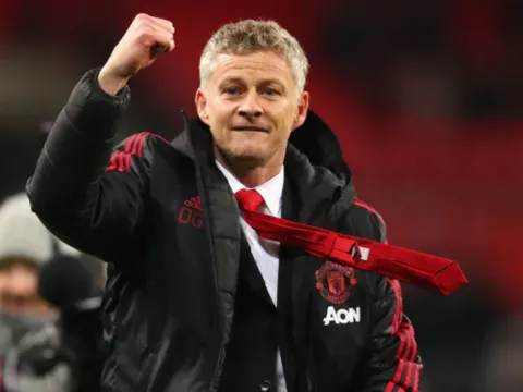 Phá kỷ lục, đón hậu vệ đắt nhất, M.U buông lời thách thức nước Anh!