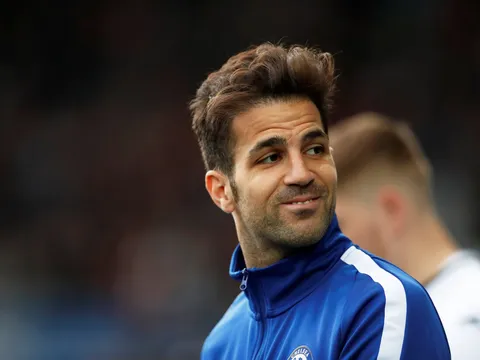 Phản ứng của Fabregas khi chứng kiến "điều tồi tệ" xảy ra với Chelsea