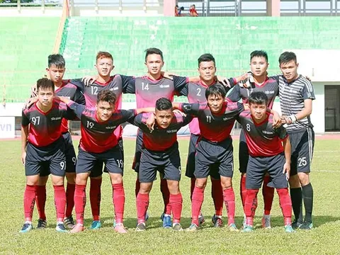 Phản ứng thái quá với trọng tài, 2 cầu thủ Tiền Giang nhận án phạt nặng từ VFF