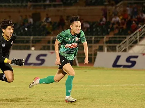 Phí Minh Long tái hiện "thảm họa" SEA Games 29, Hà Nội thua đau TP.HCM