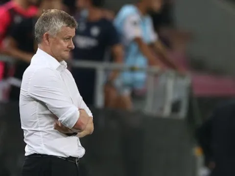 Phil Egan: "Man Utd nên chiêu mộ chân sút đó"