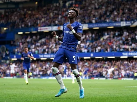 Phong độ hủy diệt, 'sát thủ' Chelsea san bằng thành tích của Lampard