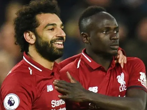 Phóng viên hỏi Mane, Salah thản nhiên cướp lời 'đá xoáy' đồng đội