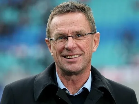 'Phù thủy' người Đức trải lòng về lùm xùm trên ghế HLV AC Milan