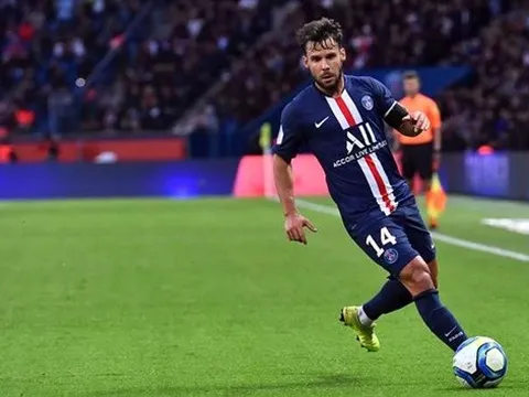 “Phù thủy” ra tay, quyết đem sao PSG về La Liga chơi bóng