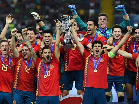 Phục hận thành công, "Bò tót" lên ngôi vô địch U21 Châu Âu