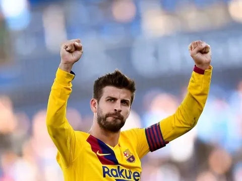 Griezmann và Pique cãi nhau "ỏm tỏi", Koeman lên tiếng gây choáng