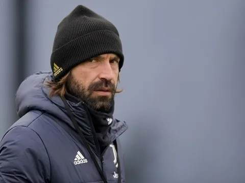 Pirlo tỏ vẻ khó chịu, dàn sao Juve không nở nụ cười trên sân tập
