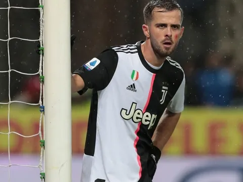 "Túng quẫn" vì corona, Juve quyết định bán "siêu tiền vệ" với giá khó tin