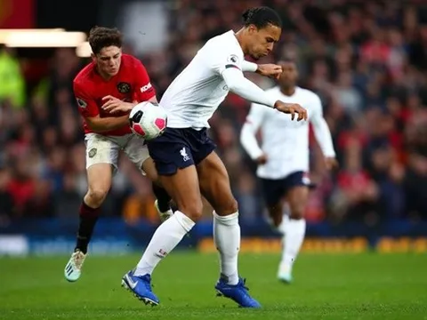 10 'đấu sĩ' ghê gớm nhất Châu Âu: Van Dijk hùng mạnh vẫn sau 1 cái tên