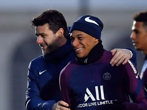 Pochettino có lần đầu ở PSG, lộ thái độ của Neymar & Mbappe trên sân tập