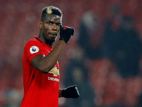 Pogba: “Cảm ơn Chúa vì tôi không phải là một trung vệ”