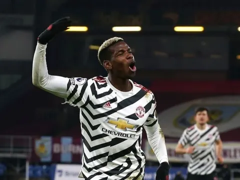 Pogba tung tuyệt kỹ thần sầu, "người bí ẩn" Man Utd phấn khích tột độ