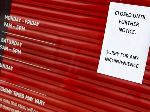 Premier League họp khẩn, sắp ra quyết định khá buồn