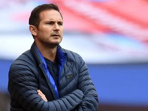 PSG bổ nhiệm Pochettino, Lampard vơi nhẹ gánh lo