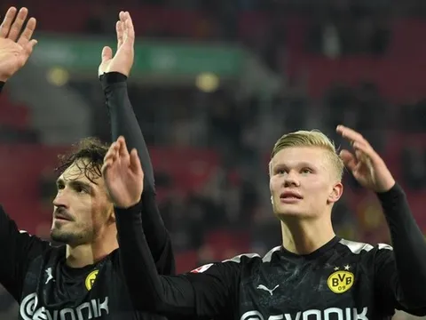 Quá ấn tượng, Haaland nói 1 điều về Hummels