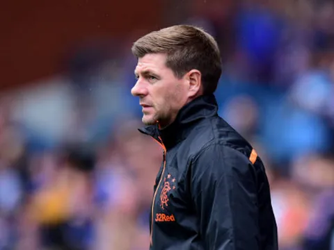 Quá đáng tiếc! 'Cơn điên' của Gerrard và học trò đã bị chấm dứt