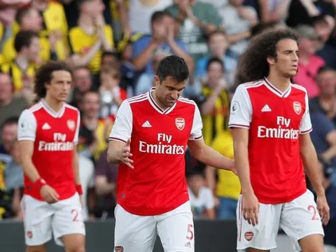 Quá túng thiếu, Liverpool tính hỏi mua "thảm hoạ" Arsenal