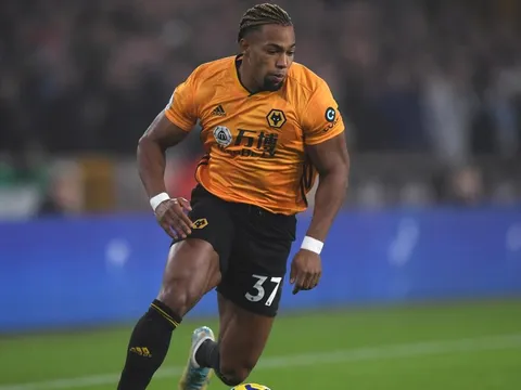 "Quái thú Premier League" được khuyên từ chối Liverpool và Man City