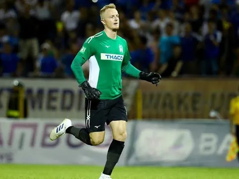 Thủ môn người Hà Lan chia tay HAGL