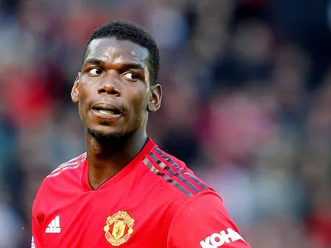 Quyết không theo Pogba, 'trò cưng' Mourinho để mặc M.U định đoạt số phận