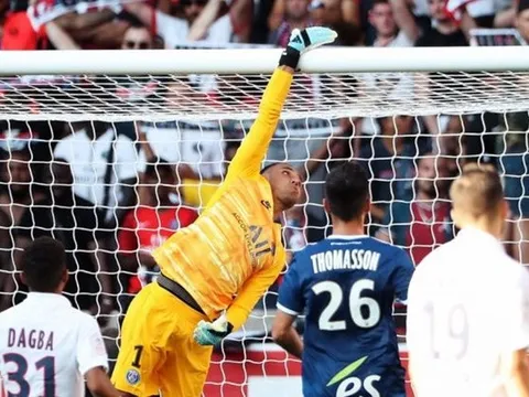 Ra mắt thuận lợi, thủ thành có 3 cúp bạc thẳng thắn bày tỏ 1 sự thật