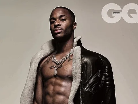 Raheem Sterling lên trang bìa tạp chí nổi tiếng với phong cách cực chất